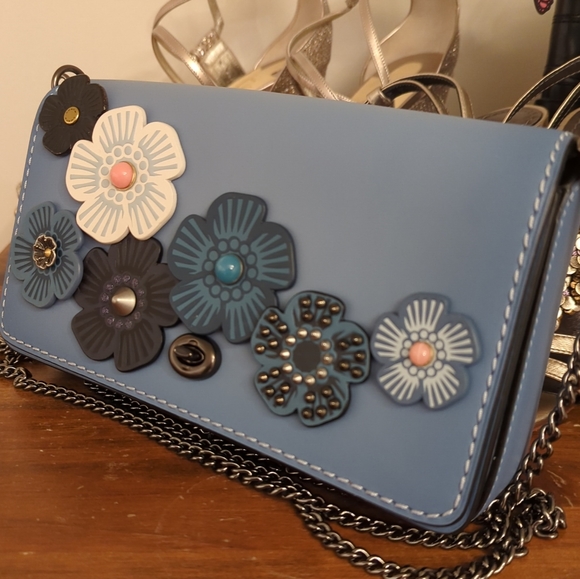 CUSTOM MADE Dinky w/ Tea Rose in Cornflower Blue - Picture 2 of 16